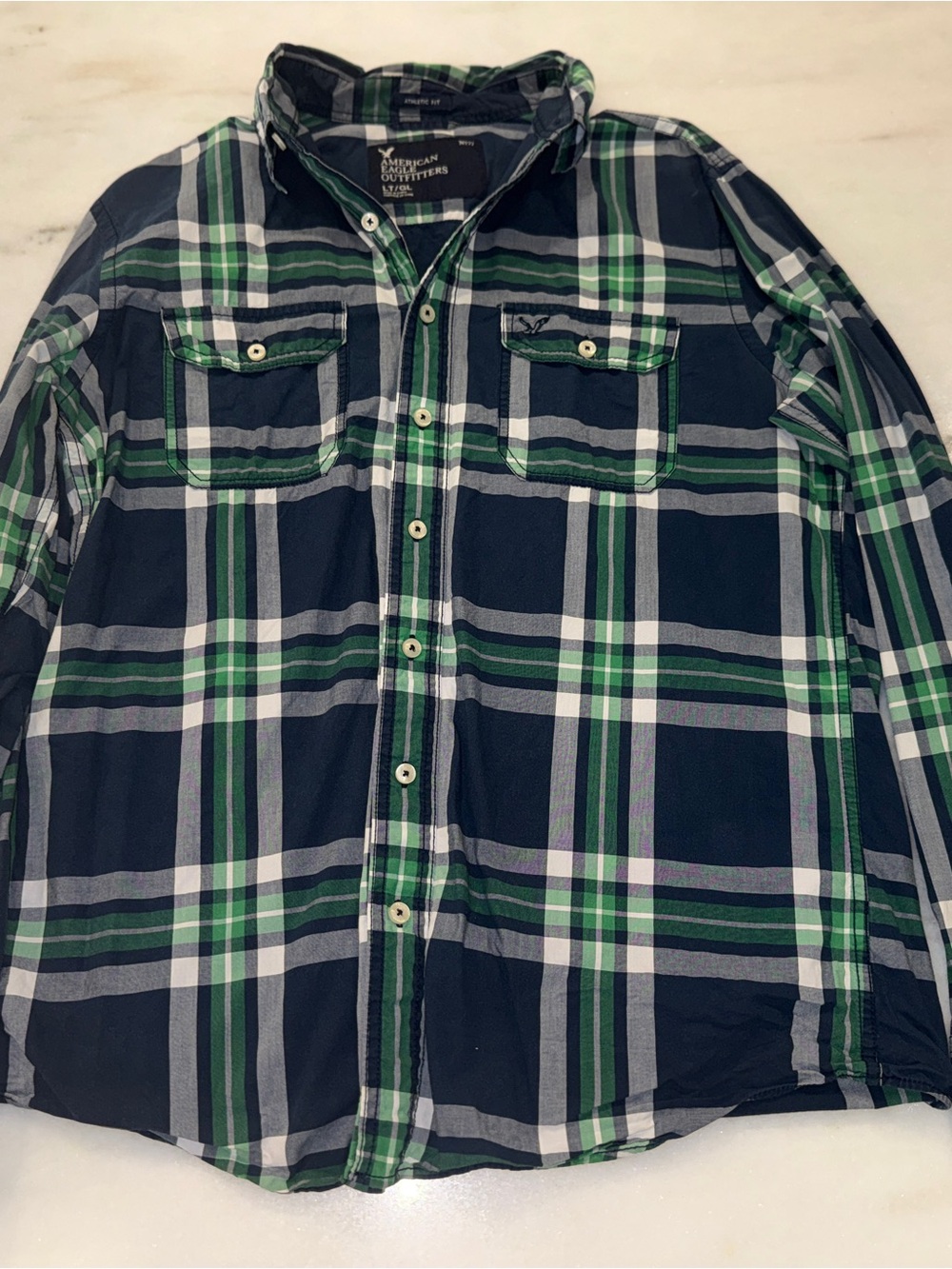 American Eagle Men’s Navy & Green Plaid Button-Up Shirt